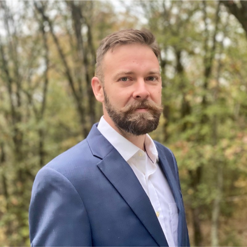 Drew Walls - Professional headshot